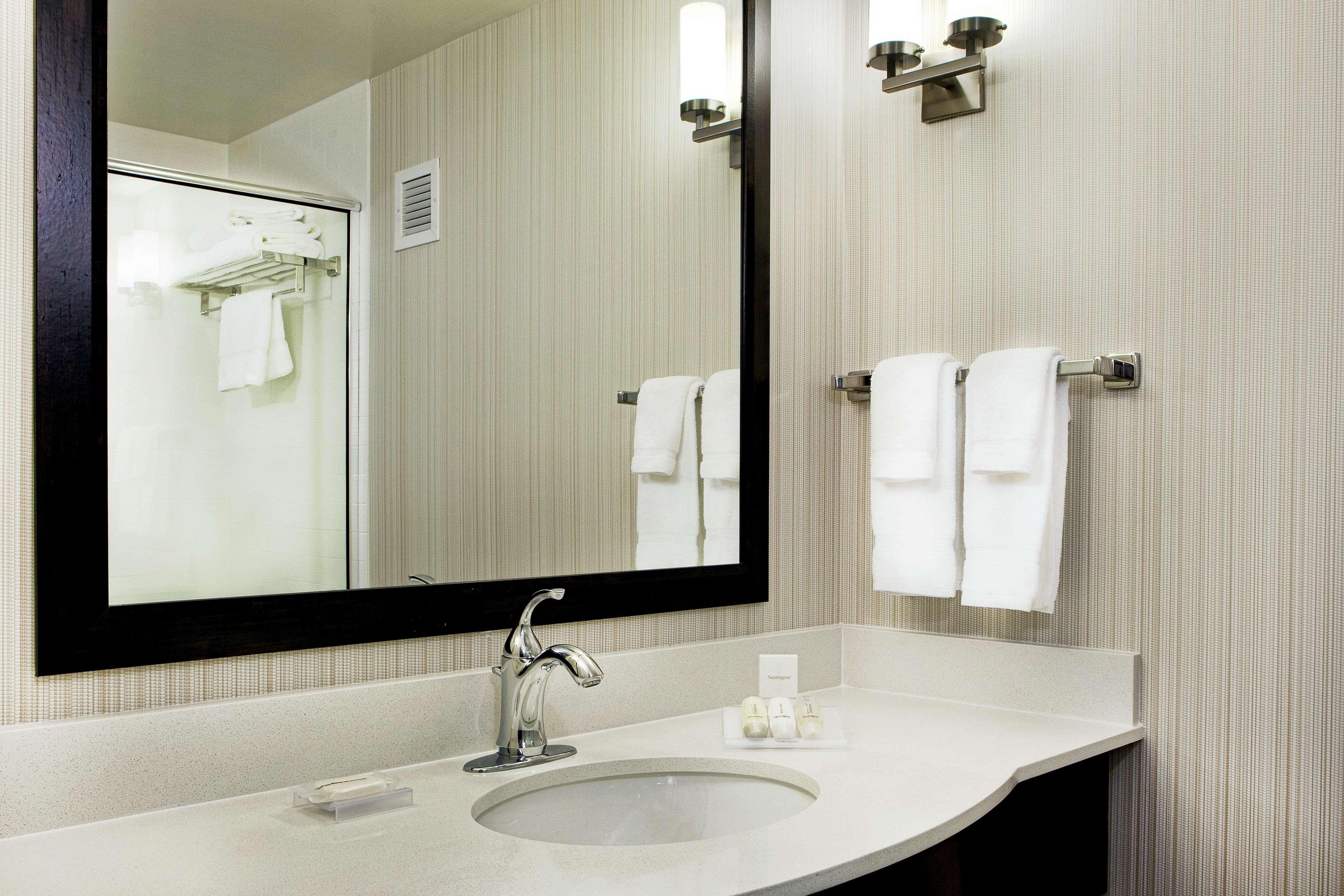 Hilton Garden Inn Portland Airport Dış mekan fotoğraf